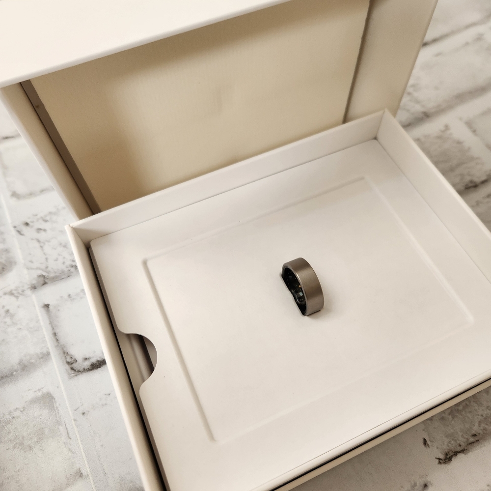 Ultrahuman Titanium Fitness Smart Ring Size 10 (Brand New!)